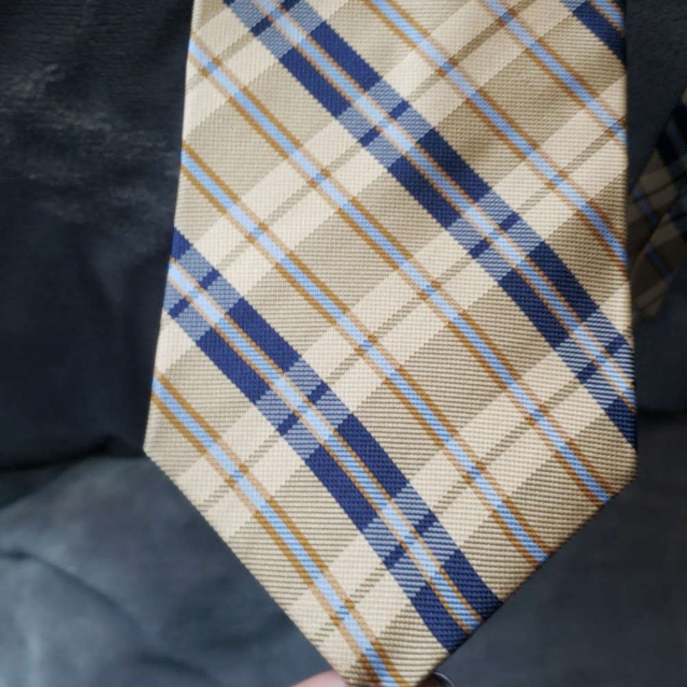 Izod silk tie